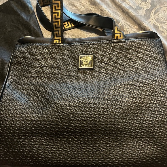Versace Tote Bag Black Gold New vegan leather - Picture 1 of 4